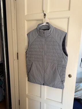 Lululemon Men’s Down Puffer Vest | Gray |Grey Goose Down & PrimaLoft